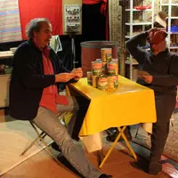 Les acteurs du Poche-Ruelle dans le spectacle Le Tourniquet joué lors de la saison 2011-2012 &copy; Sandrine Bavard