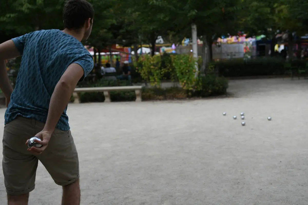 Tournoi de pétanque et BBQ au camping des Roussilles