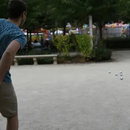 Tournoi de pétanque et BBQ au camping des Roussilles