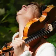Trace(s) : Un Concert De Laure Schappler à La Manufacture De Florac