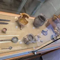 Traces, trésors, légendes DR