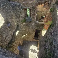 Traces, trésors, légendes DR