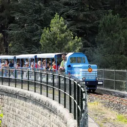 Train De L'Andorge En Cévennes Avec Le Père Noël