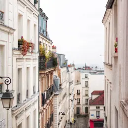 Trio de jeux de piste en autonomie sur la butte Montmartre
