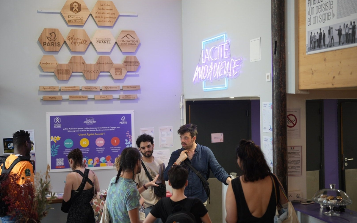 Trouble : Spectacle d’improvisation sur le genre et ses stéréotypes à Les Audacieuses Café