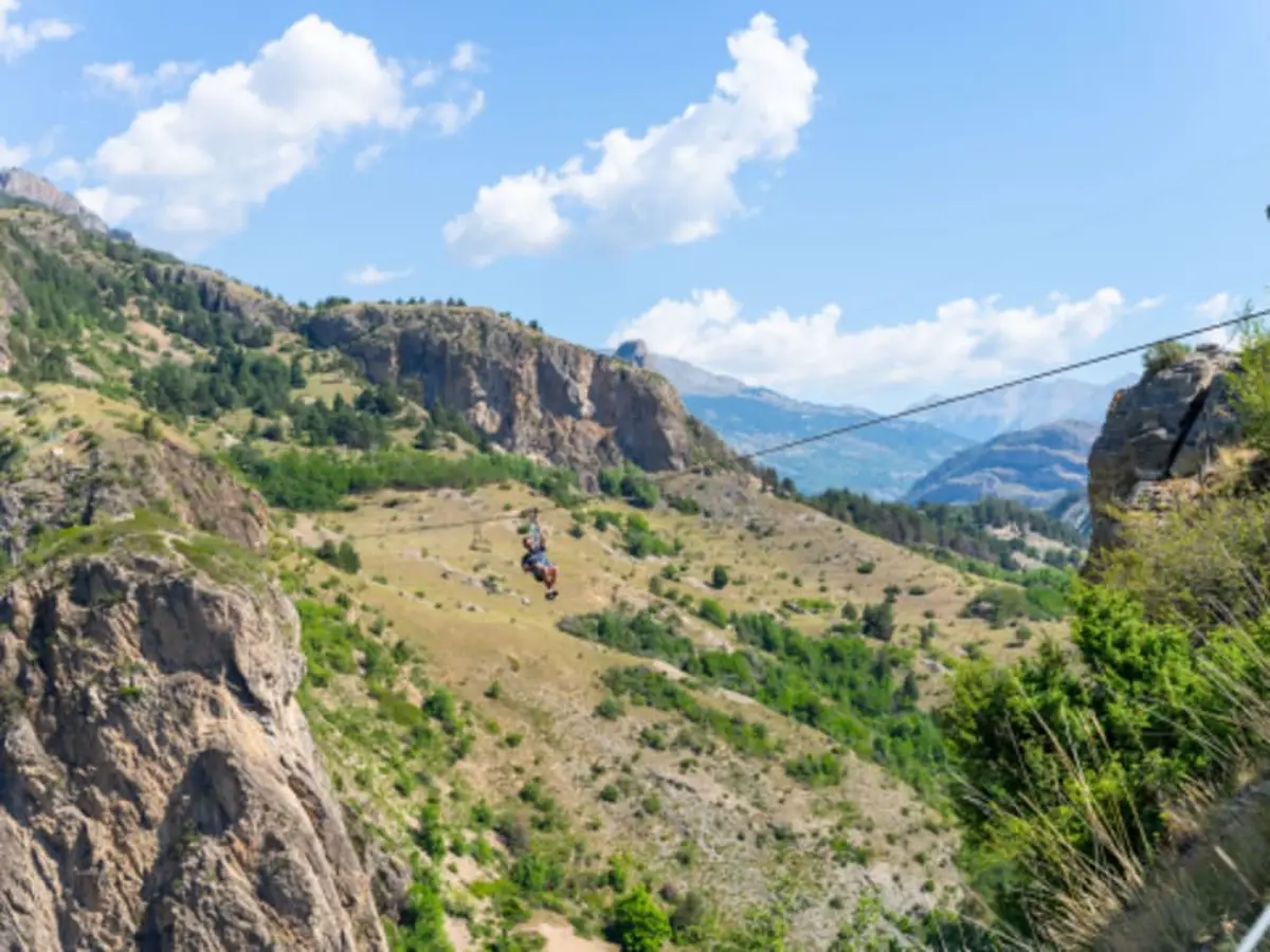 Tyrolienne géante dans les Gorges de la Durance (05)