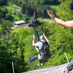 Tyrolienne géante depuis le Viaduc de la Souleuvre (14)
