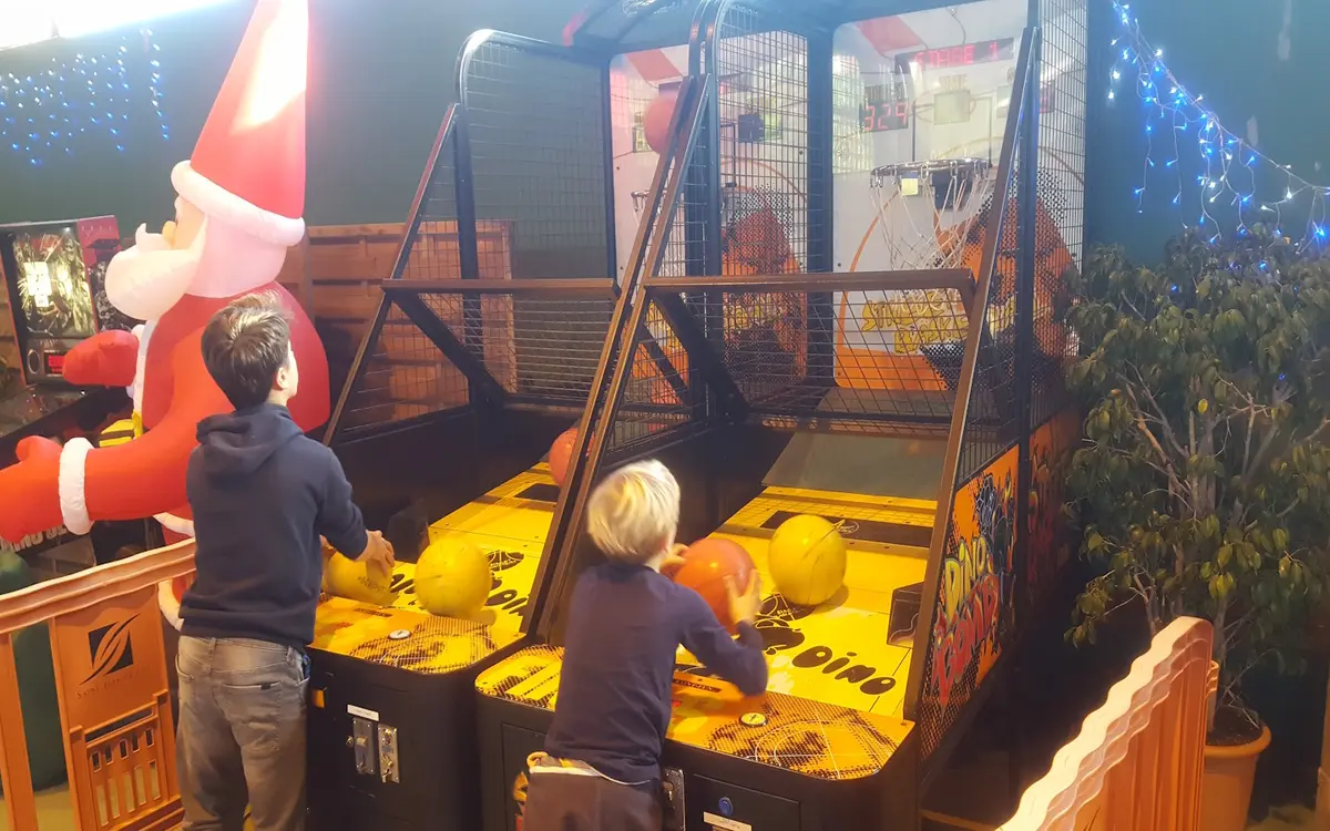 Ultrapark : salle de jeux