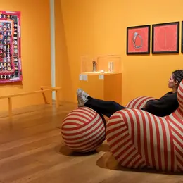 Un autre regard sur la maternité