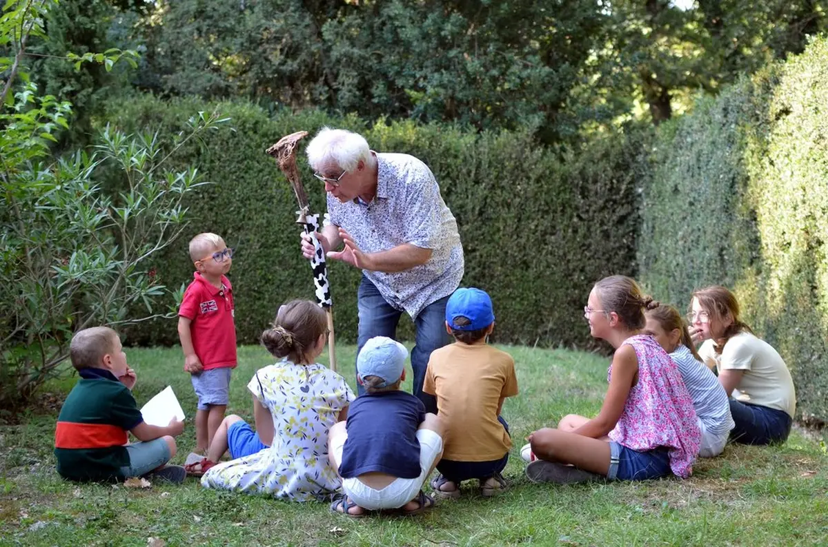 Un Conteur Au Château
