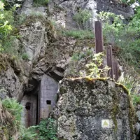 Un des abris allemands installés sur le site du Vieil Armand &copy; Florival FR