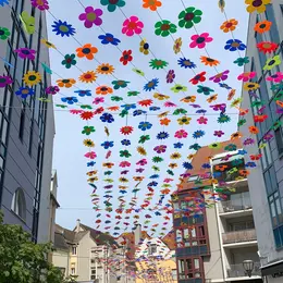 Un été sous un ciel fleuri à la Cour des Maréchaux à Mulhouse