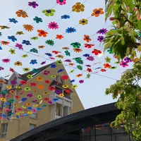 Un été sous un ciel fleuri à la Cour des Maréchaux à Mulhouse DR