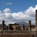 Un immense show électro va faire revivre l’éruption du Vésuve et la destruction de Pompéi