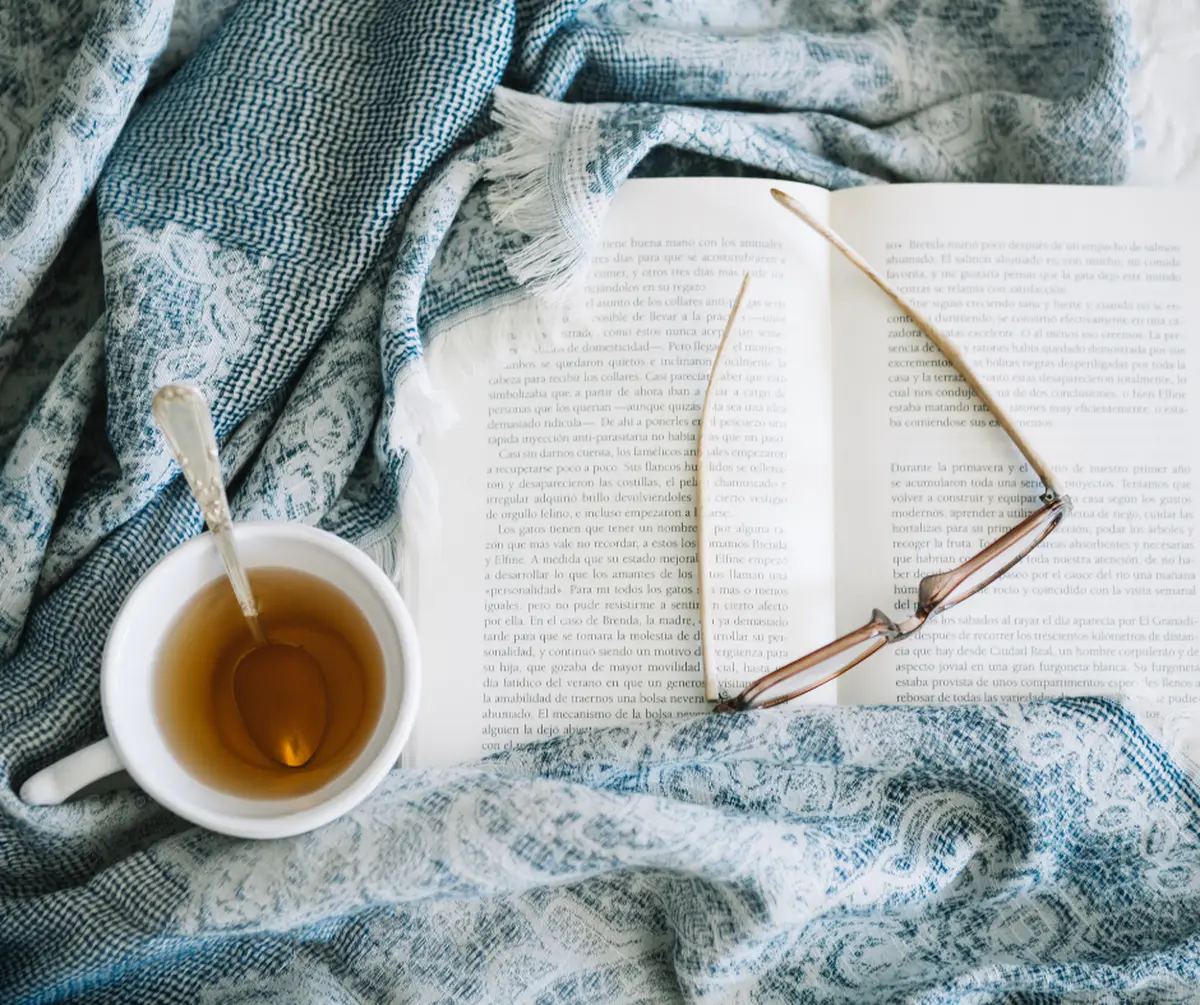 Un livre, un thé