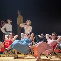 Un opéra familial et loufoque Les Mamelles de Tirésias DR