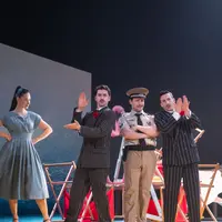 Un opéra familial et loufoque Les Mamelles de Tirésias DR