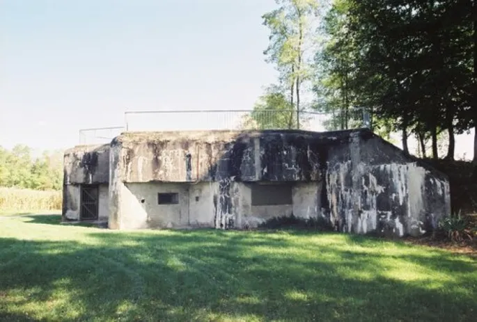 Une des casemates à l\'Ouest de Sierentz, sur le site d\'Uffheim