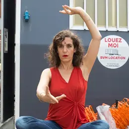 Une femme est un artichaut