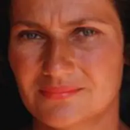 Une histoire à dessiner, une mémoire à écrire : Simone Veil. Mes sœurs et moi