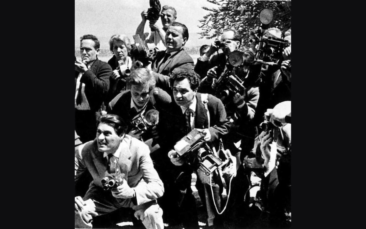 Un groupe de photographe dans les années 1950