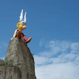 Une journée au Parc Astérix : sensations, rires et souvenirs garantis