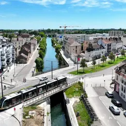 Une nouvelle passerelle pour les piétons et cyclistes avenue Jean-Jaurès à Dijon