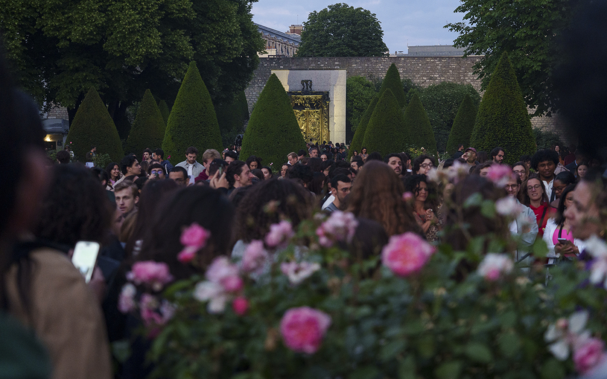 Nuit des musées au musée Rodin, cour d'honneur donnant sur La Porte de l'Enfer