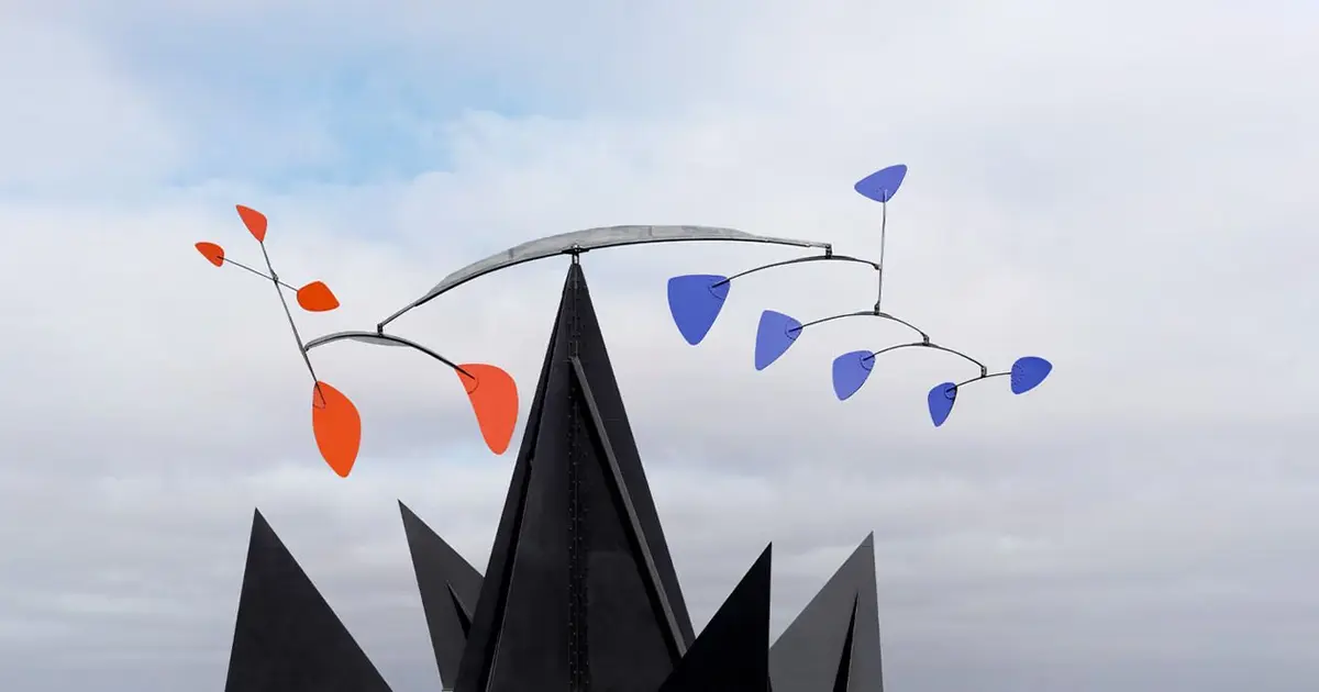 Une œuvre monumentale d'Alexander Calder au château d'Azay-le-Rideau