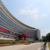 La faculté de droit de Strasbourg &copy; JDS