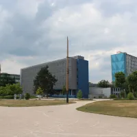 Vue centrale sur le campus universitaire de Strasbourg &copy; JDS