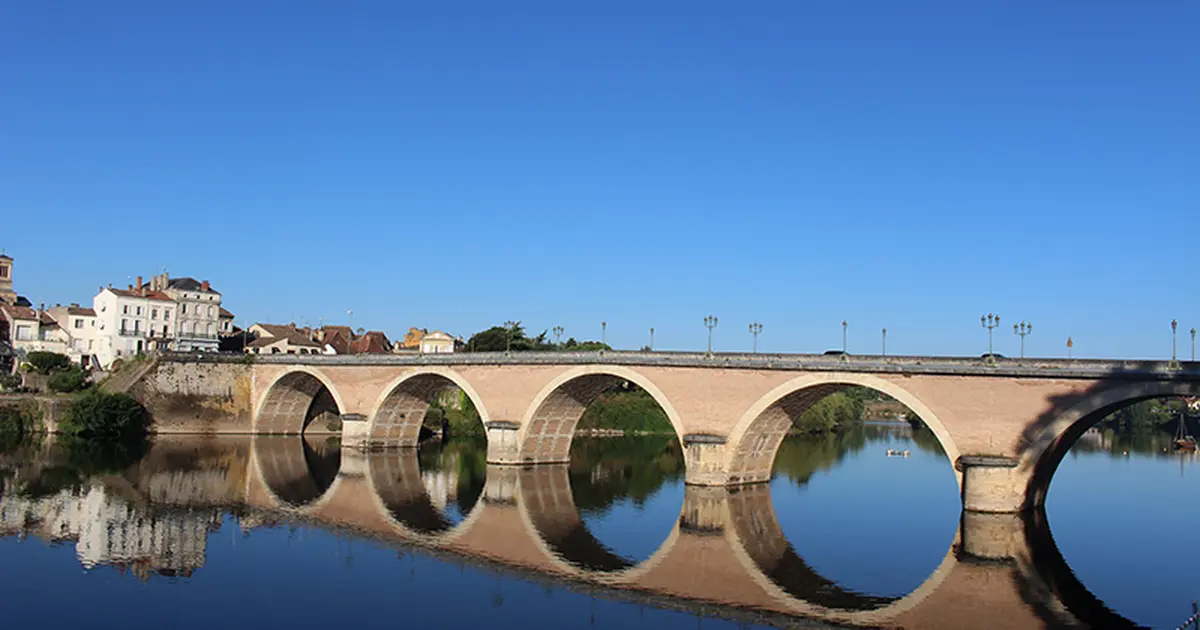 Œuvre du café | Les berges de la Dordogne
