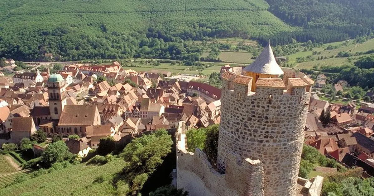 Vue de la vallée depuis le château de Kaysersberg