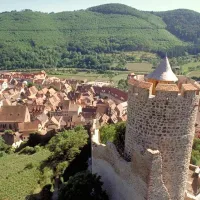 Vue de la vallée depuis le château de Kaysersberg DR