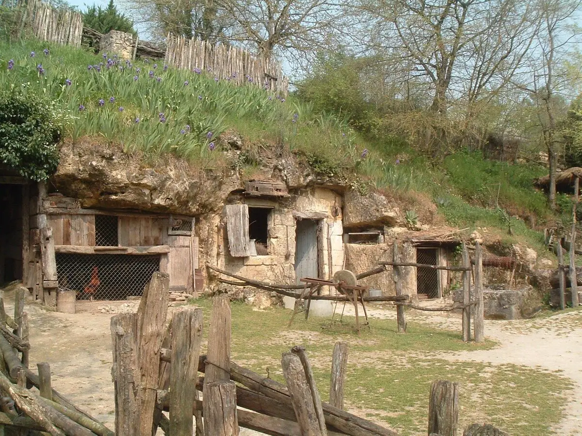Vallée troglodytique des Goupillières