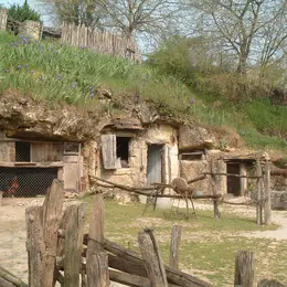 Vallée troglodytique des Goupillières