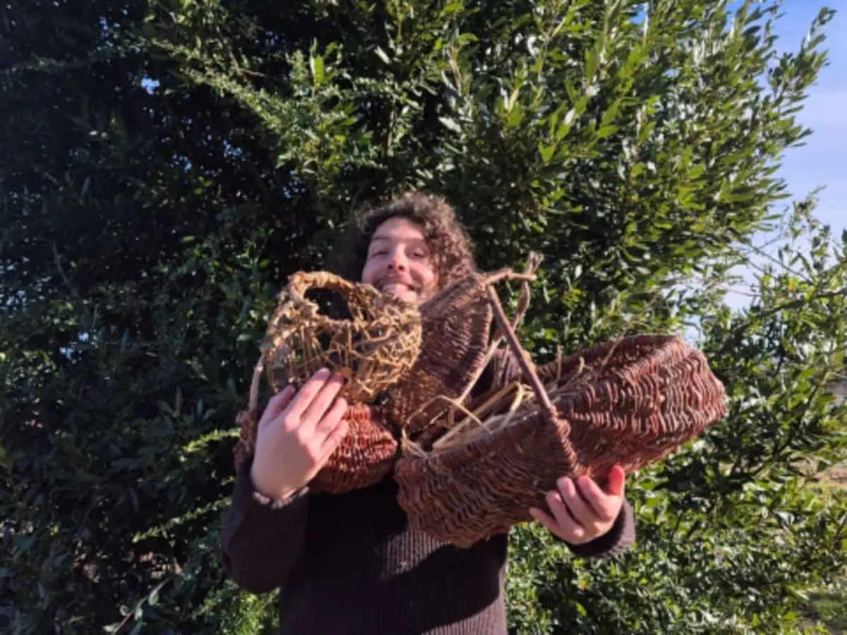 Vannerie aléatoire : panier en lierre & vigne vierge à Montardon