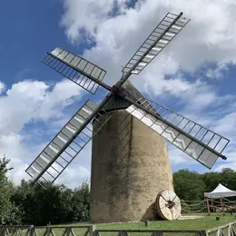 Venez Entrer Dans L'Histoire Du Village Et De La Fabrication De Farine Au Moulin à Vent