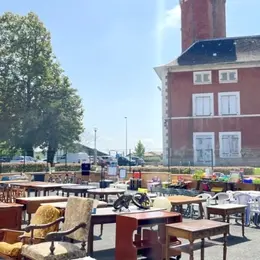 Vente nocturne du Bric à Brac