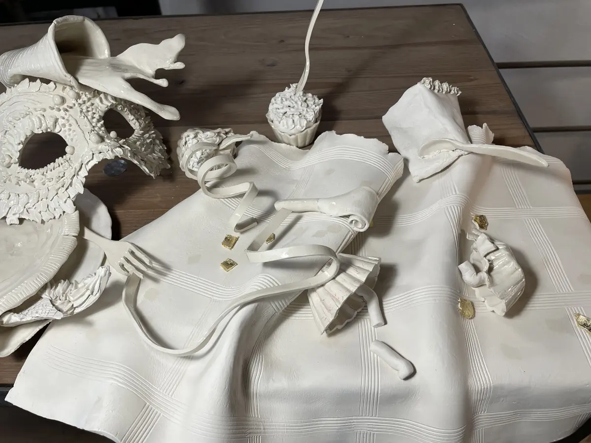 Vernissage de l'exposition Éteindre les lampions par l'artiste Odyssée Dao