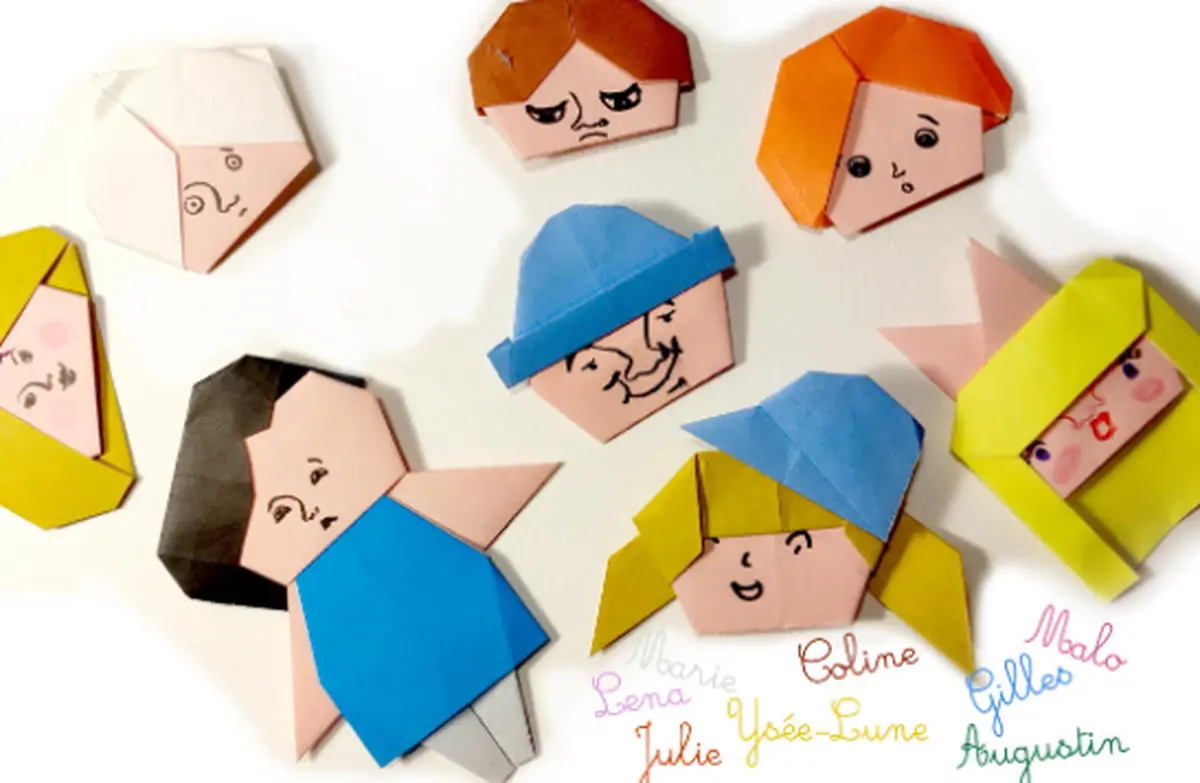 Vernissage De L'Exposition Origami