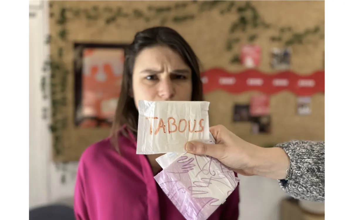 Vernissage et Exposition Coup de Sang : le poids des règles