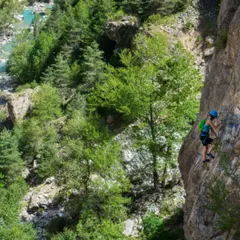 Via Ferrata encadrée dans les Gorges de la Durance (05)