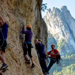 Via Ferrata Vallon des tyroliennes à Millau (12)