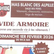 Vide armoire à Mas Blanc les Alpilles