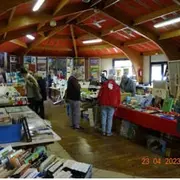 Vide Atelier et bibliothèque