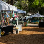 Vide Grenier à Etauliers