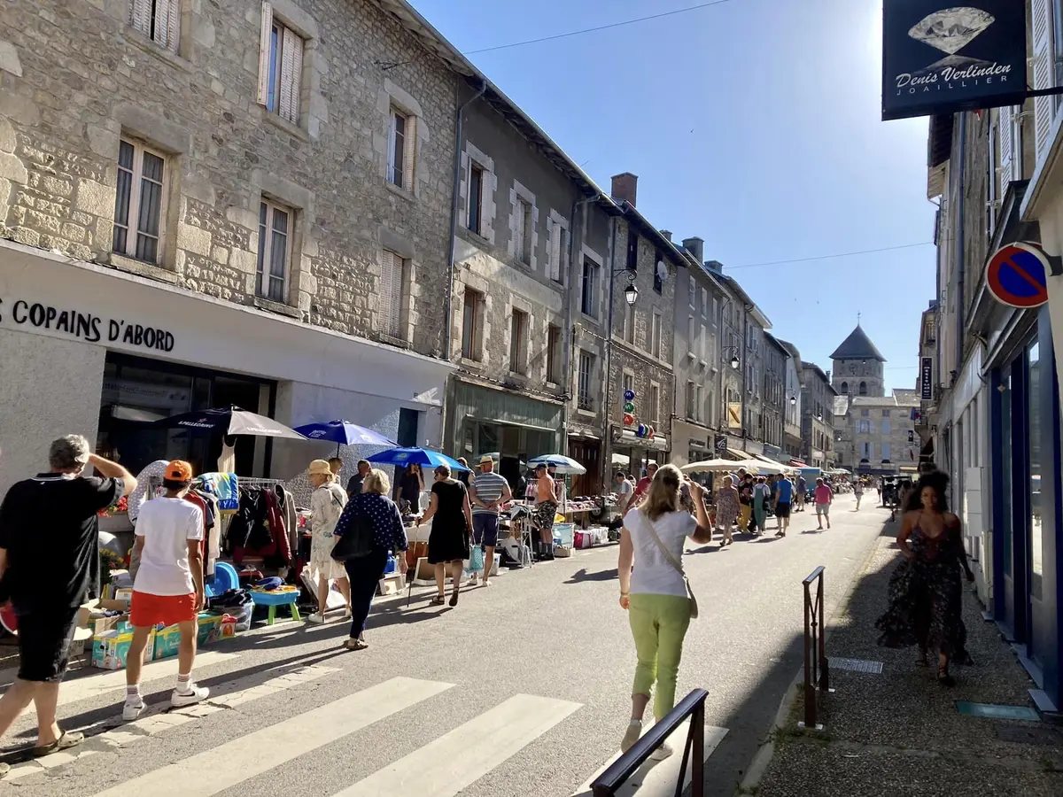 Vide-grenier de l'été