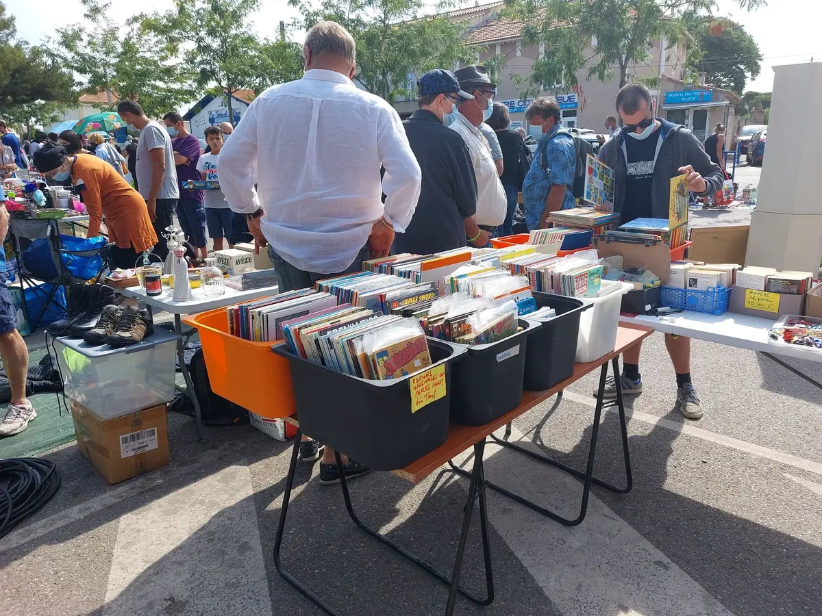 Vide grenier de La Couronne