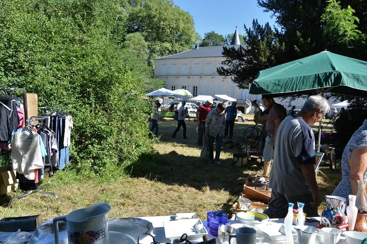 Vide grenier de Mayac